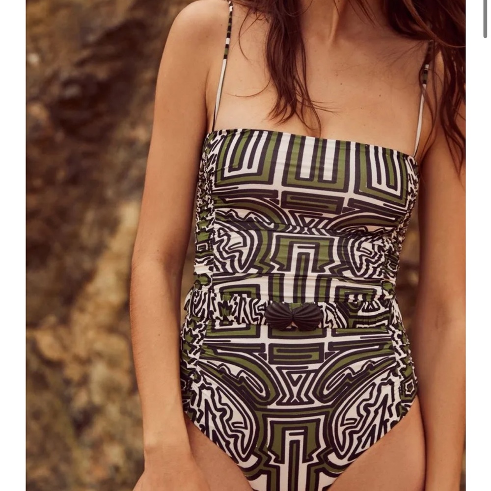 SwimShe - Printed One Piece Fashion Swimsuit - Size Medium